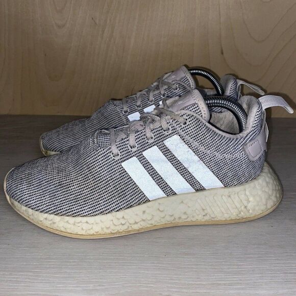 Adidas NMD R2 Purple B22641 Women’s 8.5 - Picture 1 of 12